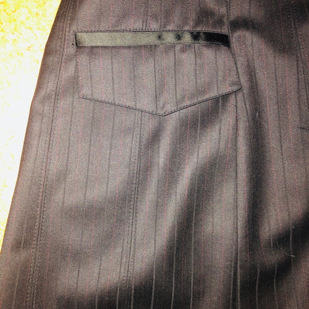 Classic suit - Picture 5 of 5